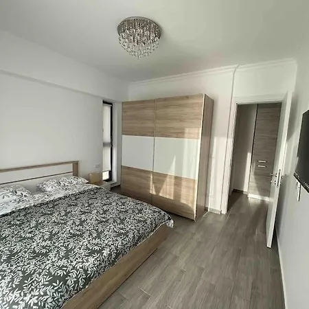 Apartament With Lake View- Free Parking Mamaia