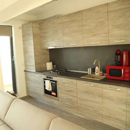 شقة Apartament With Lake View- Free Parking *