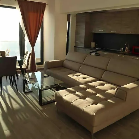 Apartament With Lake View- Free Parking Apartament *